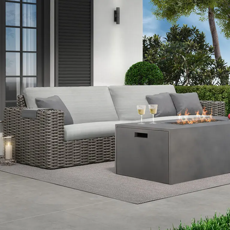 Mia XL Sofa, view 3
